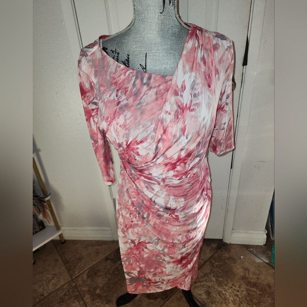 Elegant Pink Patterned Dress